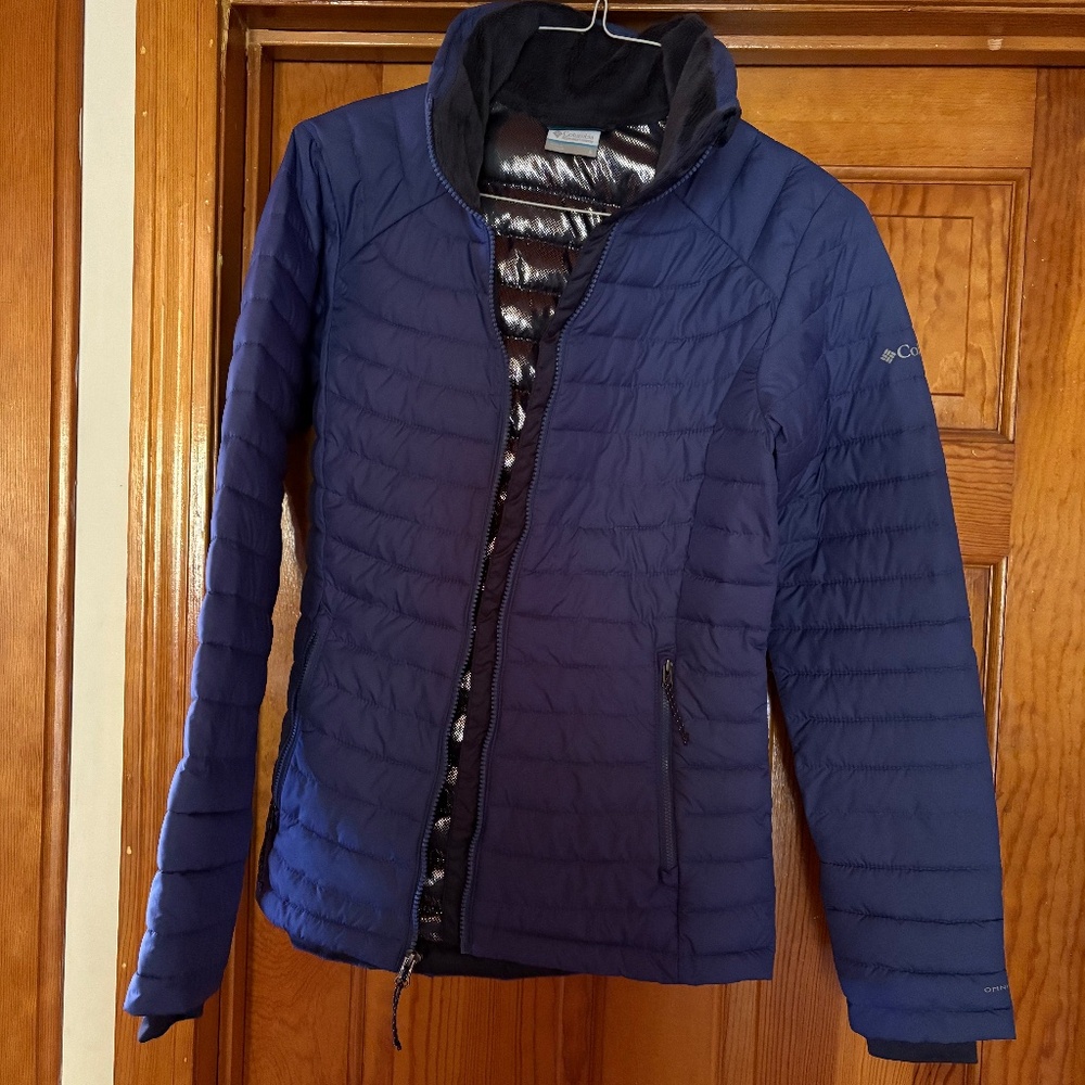 Columbia light weight puffer
